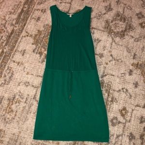 Soft green Banana Republic dress, 💚